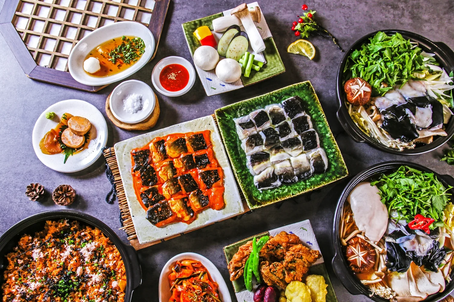 여러 복어 요리가 차려진 미복정 식탁